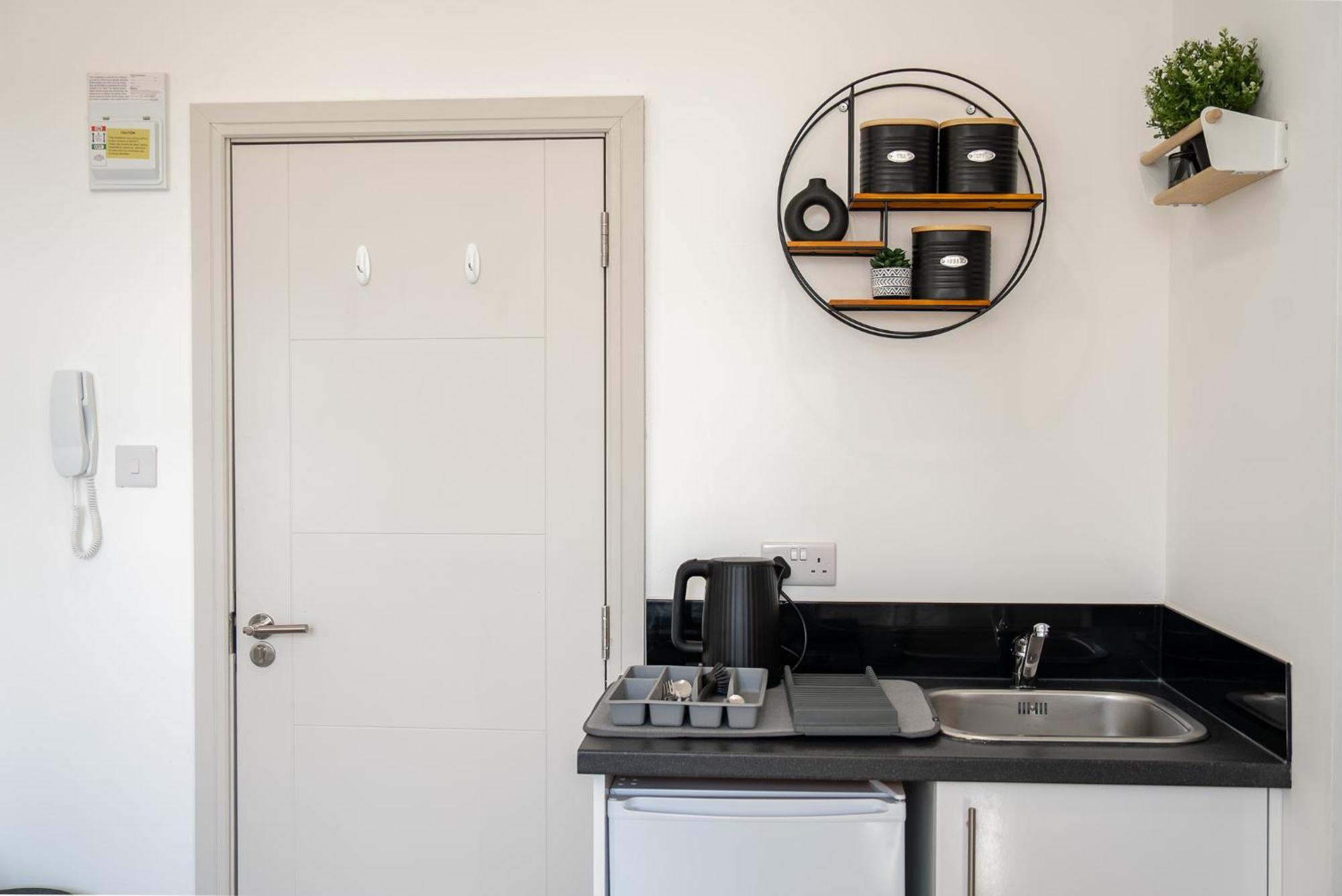 Luxury Studio Apartment In Sutton, London Sutton  Exterior photo